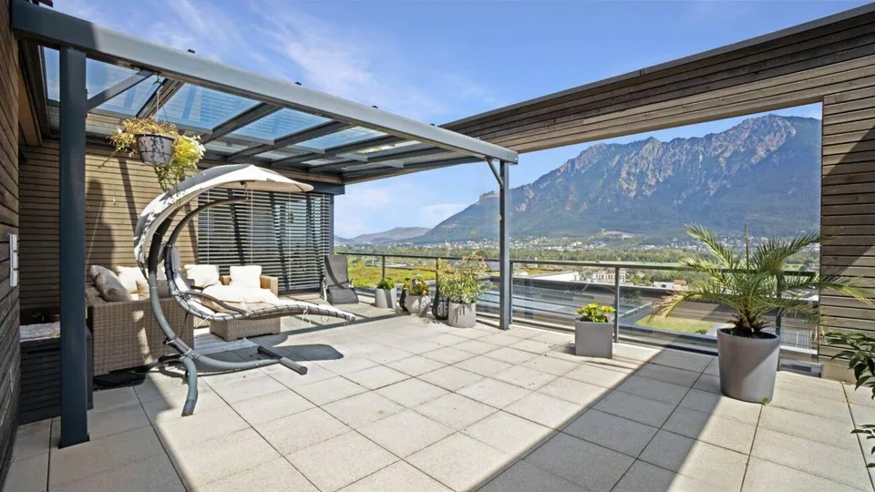 Appartamento con terrazza di 5,5 stanze in posizione privilegiata con vista mozzafiato – foto 3 di 13