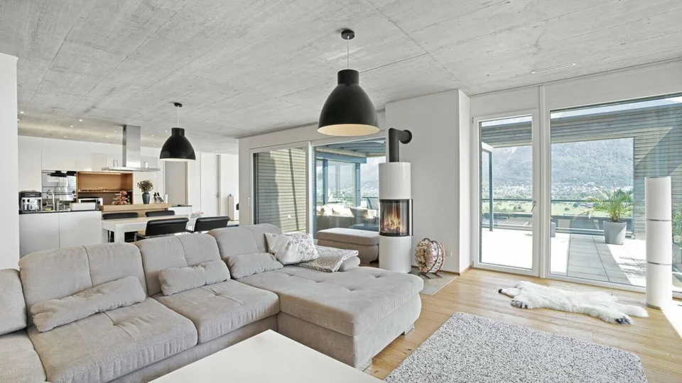 Appartamento con terrazza di 5,5 stanze in posizione privilegiata con vista mozzafiato – foto 5 di 13
