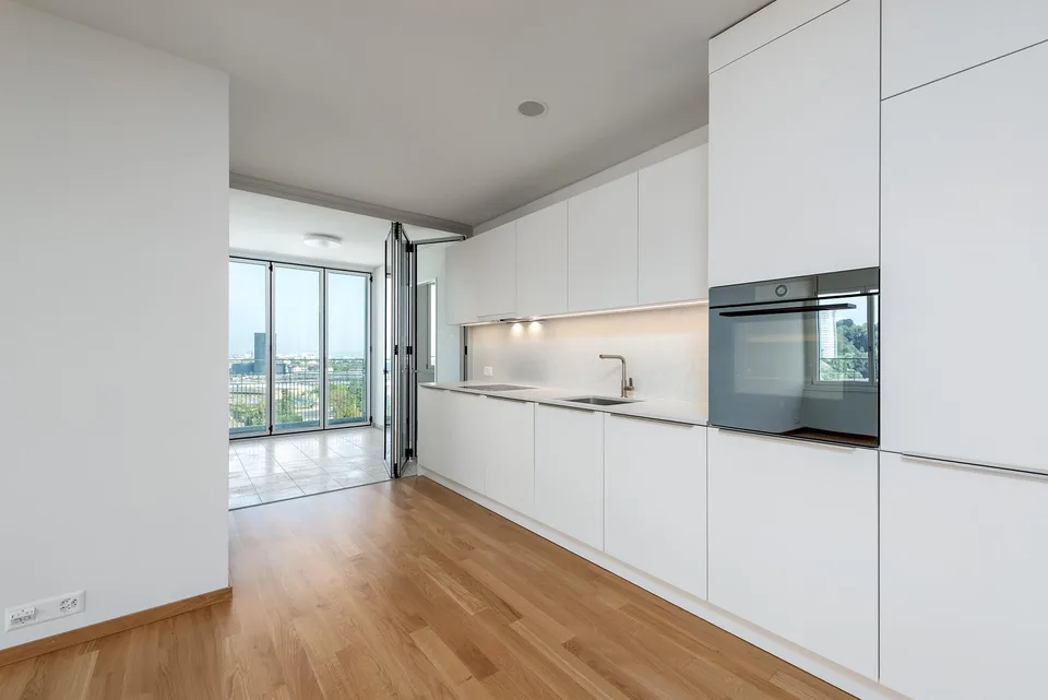 Moderne Wohnung direkt am Dreispitz – photo 2 sur 8
