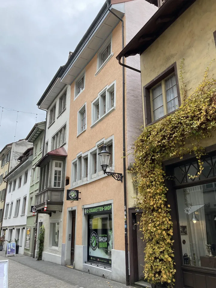 Charming old building apartment in Schaffhausen – photo 7 of 8