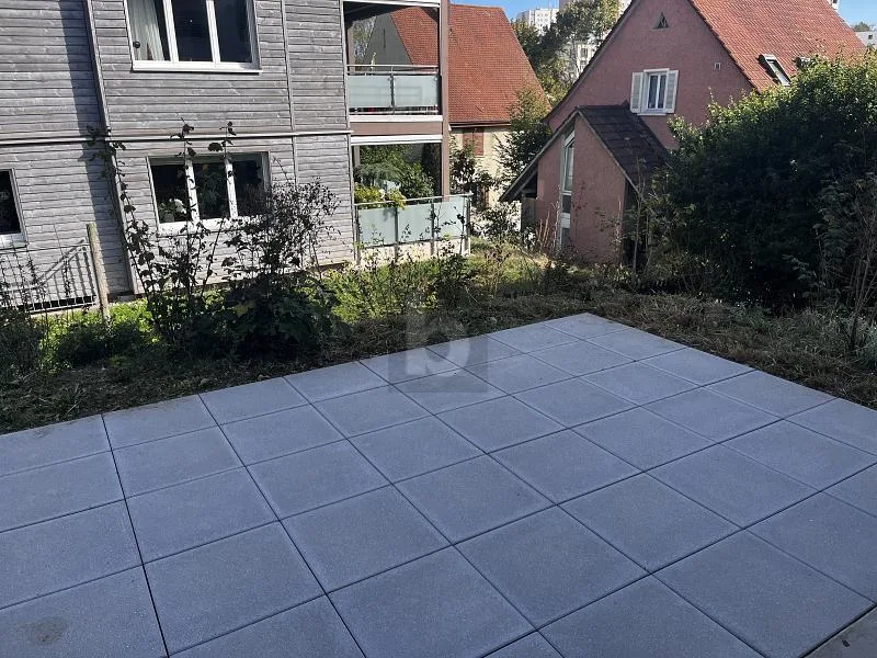 WOHLFÜHLEN MIT TERRASSE UND MODERNEM KOMFORT – Foto 2 von 6