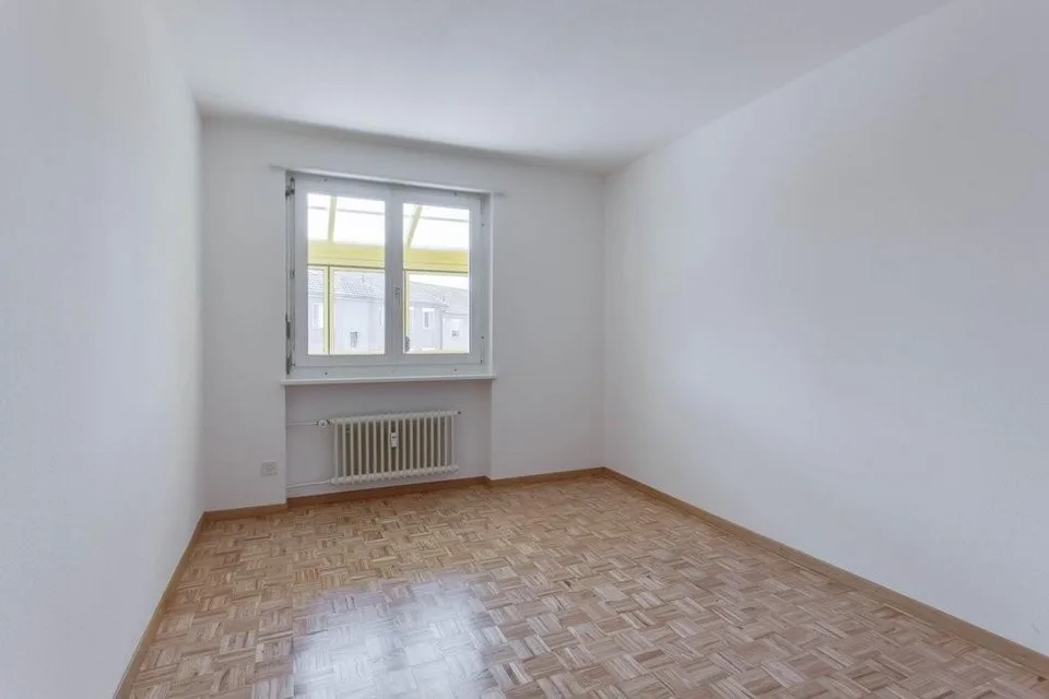 Attraktive ruhige Wohnlage mit grosszügigem Umschwung – photo 5 sur 8