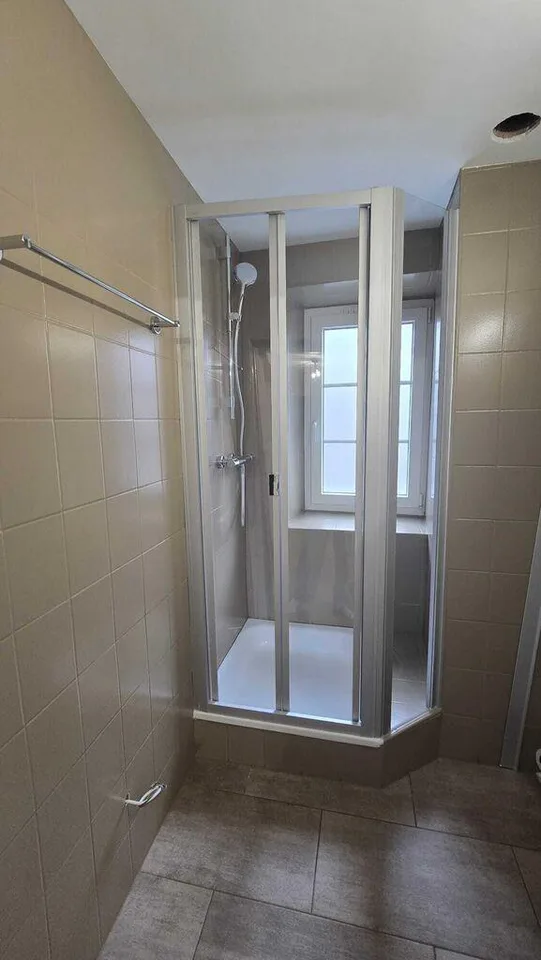ERDE - BEL APPARTEMENT DE 2 PIECES RENOVE – Foto 8 von 8