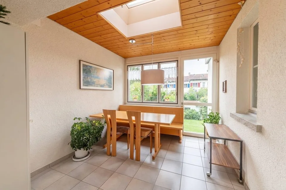 Stadtnah wohnen mit viel Freiraum - Reiheneckhaus mit 460 m² Grundstück – Foto 3 von 13