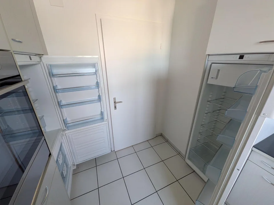 Wunderbare 4.5 Familienwohnung mit Cheminée & Seenähe – Foto 7 von 13