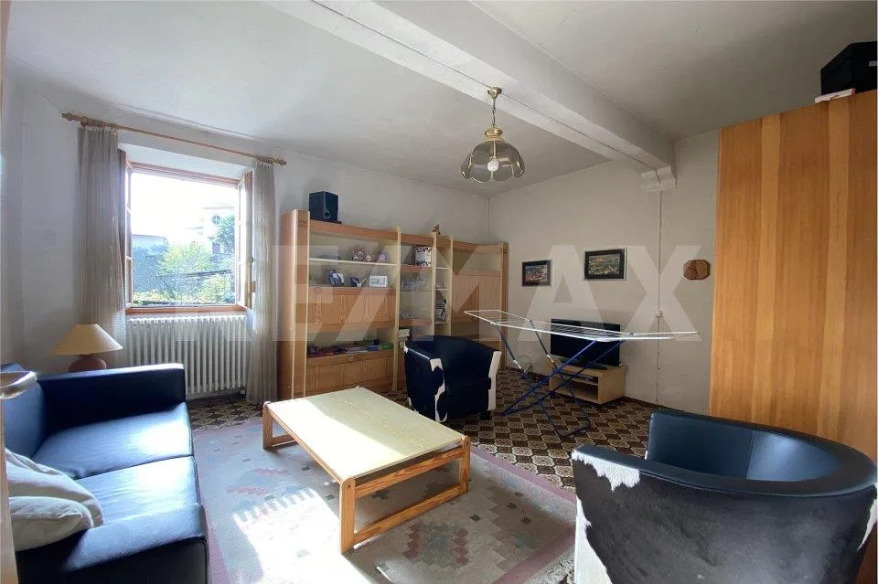 14 Zimmer Einfamilienhaus in Carabbia – Foto 11 von 13