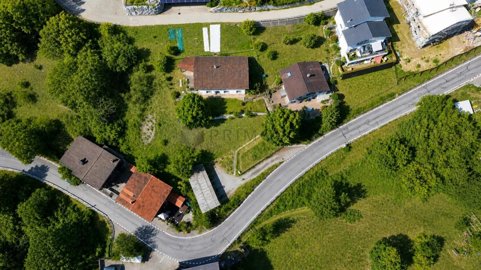 Besondere Wohnlage mit traumhaften Bergblick – Foto 3 von 12