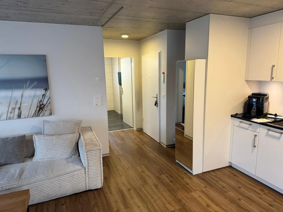 Charmante 2.5- Zimmerwohnung – Foto 3 von 8