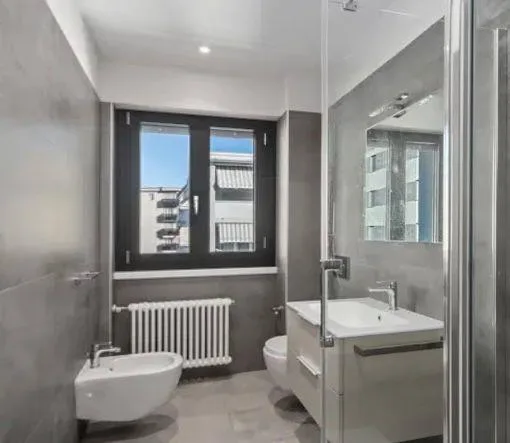 Appartement mansardé meublé dans le centre de Lugano – photo 8 sur 9