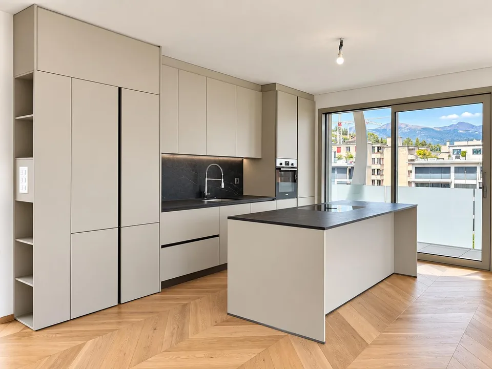 Attico di 4.5 locali con roof top vista lago – photo 2 sur 9
