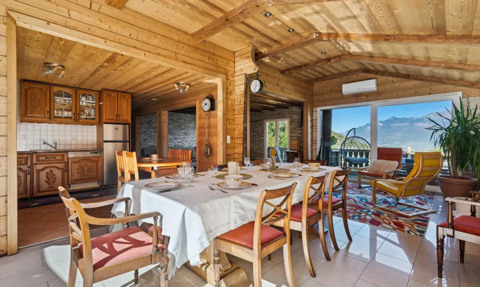 8.5 Zimmer Chalet in Collombey – Foto 9 von 11