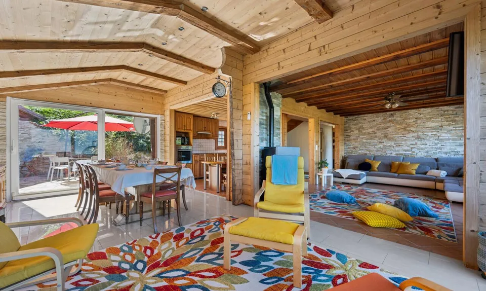 8.5 Zimmer Chalet in Collombey – Foto 3 von 11