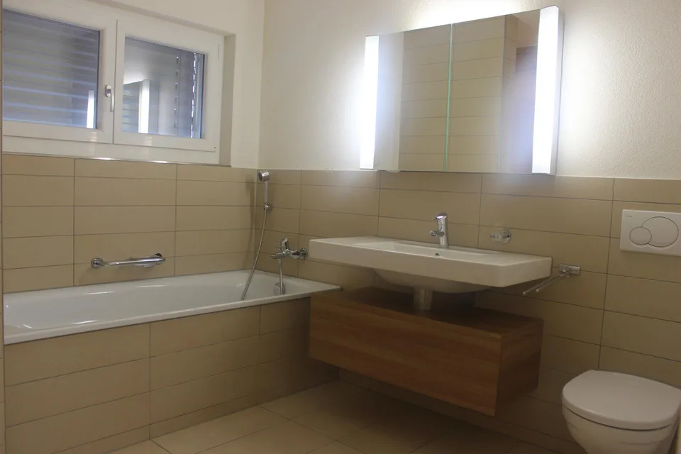 Schöne, moderne 3.5-Zimmer-Attika-Wohnung im Wohnpark Leuenfeld – foto 8 di 14