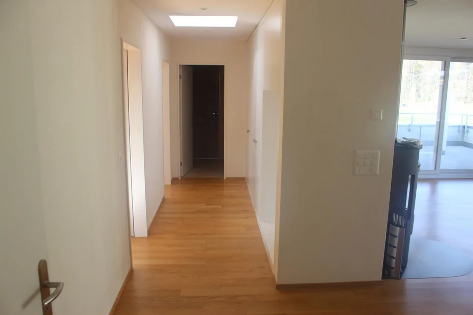 Schöne, moderne 3.5-Zimmer-Attika-Wohnung im Wohnpark Leuenfeld – foto 11 di 14
