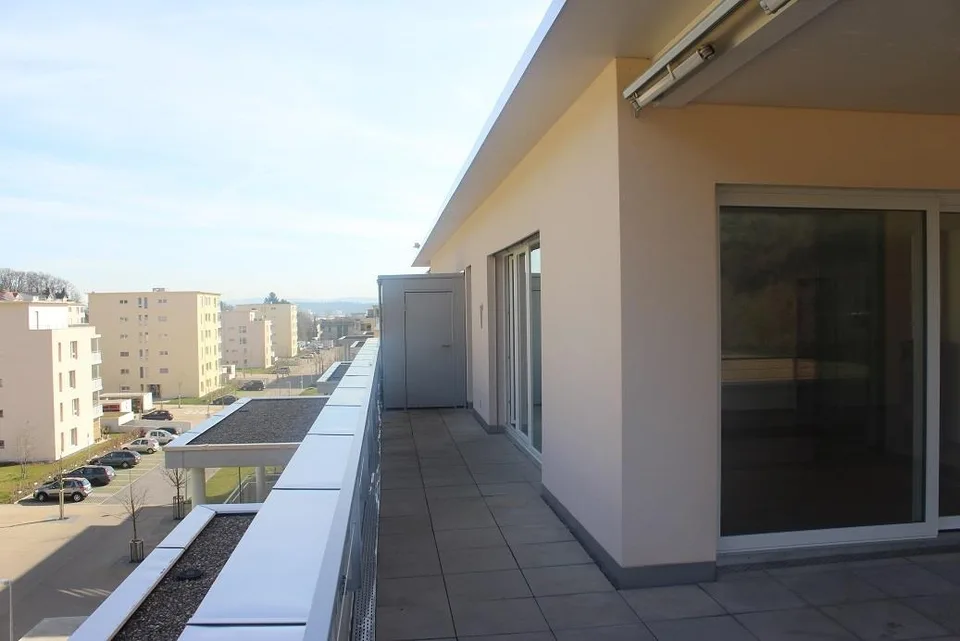 Schöne, moderne 3.5-Zimmer-Attika-Wohnung im Wohnpark Leuenfeld – foto 13 di 14