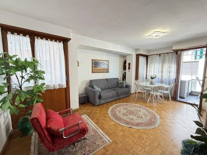 2,5 Zimmer mit Terrasse und teilweisem Seeblick Paradiso – Foto 3 von 12