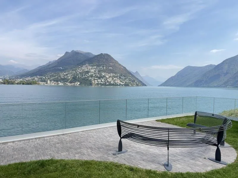 2,5 Zimmer mit Terrasse und teilweisem Seeblick Paradiso – Foto 12 von 12