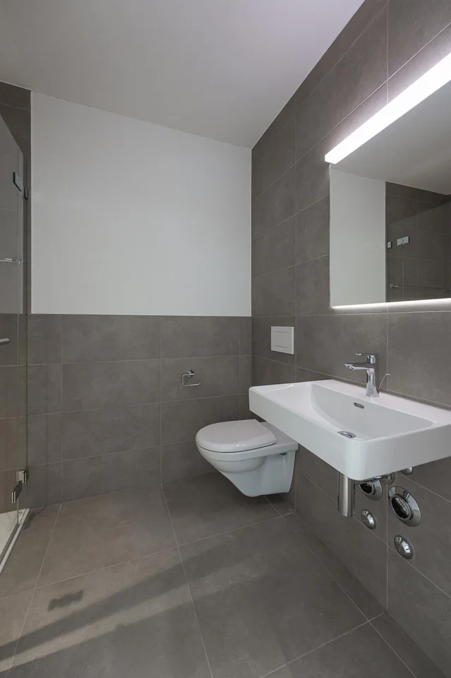 Moderne 2.5-Zimmerwohnung in Kaiseraugst – Foto 2 von 3