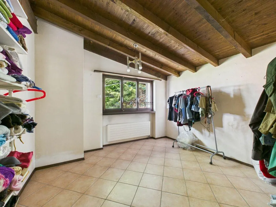 Bellissima casa con la vista mozzafiato – Foto 12 von 30