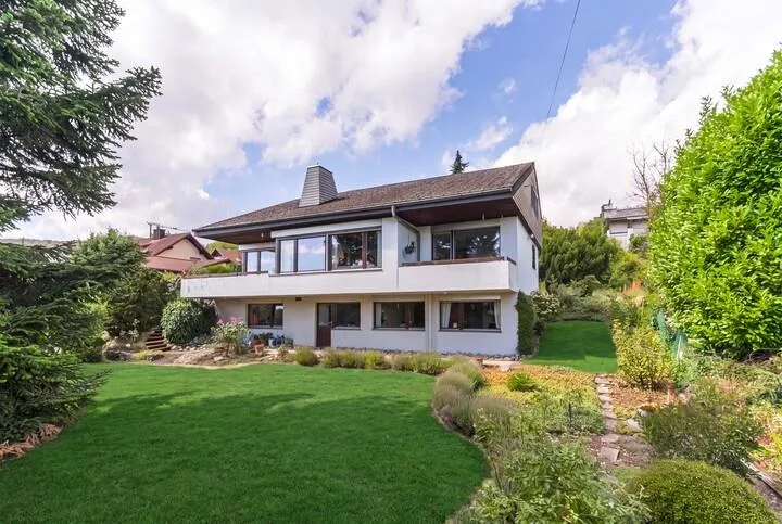 GREEN AREAS, FAR VIEW, WINTER GARDEN - GREAT SINGLE-FAMILY HOUSE IN HÄGENDORF – photo 7 of 8