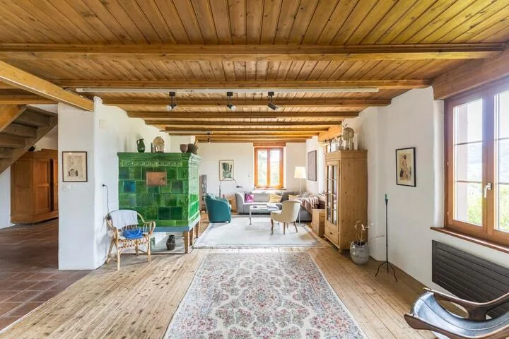 HISTORISCHER CHARME AN HANGLAGE MIT 3'471 M² GRUNDSTÜCKSFLÄCHE – Foto 2 von 8
