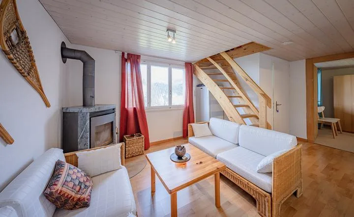 FERIENIDYLLE HOCH ÜBER DEM VIERWALDSTÄTTERSEE – Foto 3 von 8
