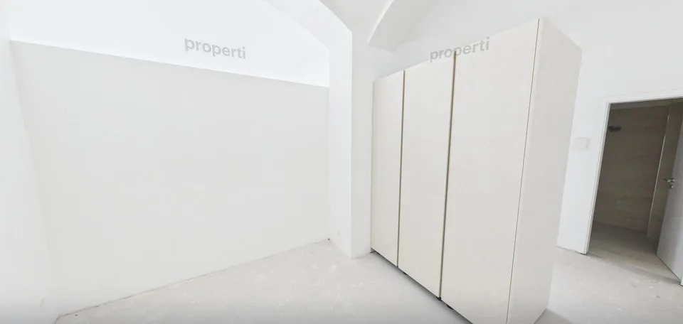 Luminoso Spazio Commerciale per Atelier, Negozio o Ufficio! // Hell... – photo 4 of 6