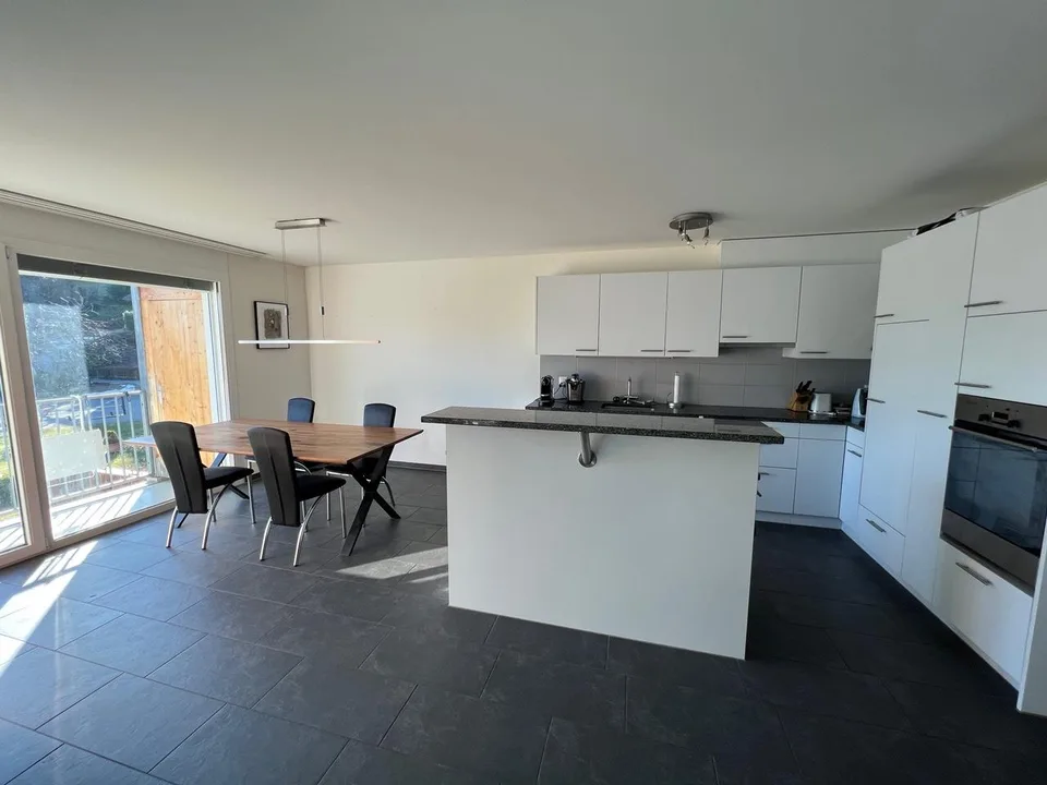 3.5 Zimmerwohnung im Eigentumsstandard nahe Golfpark zu vermieten – foto 2 di 9