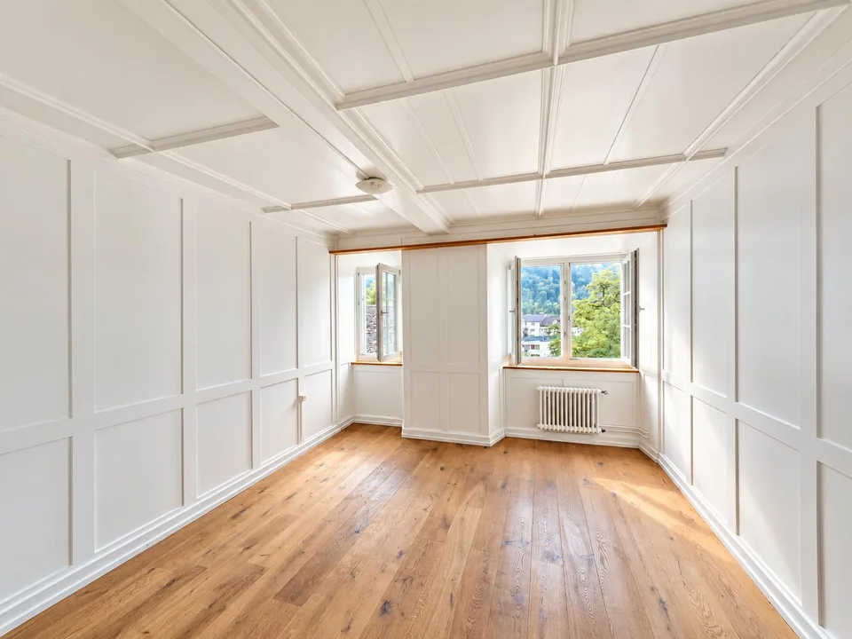 Stilvolle 2.5 ZWG Altbauwohnung in Mollis – Foto 4 von 11