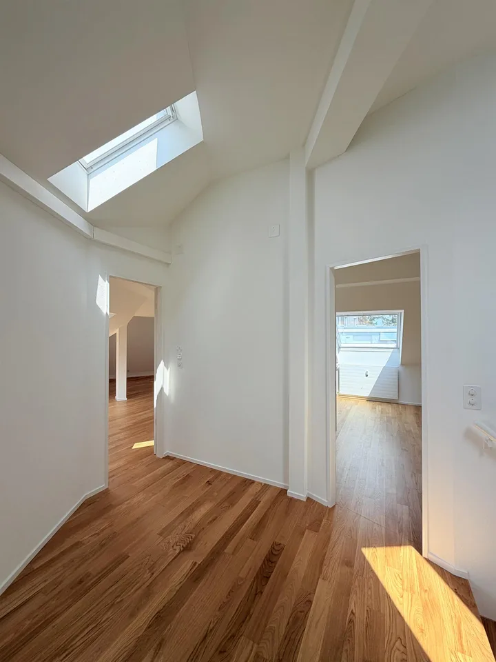Wohnen auf 2 Ebenen – frisch renovierte 5.5-Zimmer-Maisonettewohnung – Foto 7 von 12