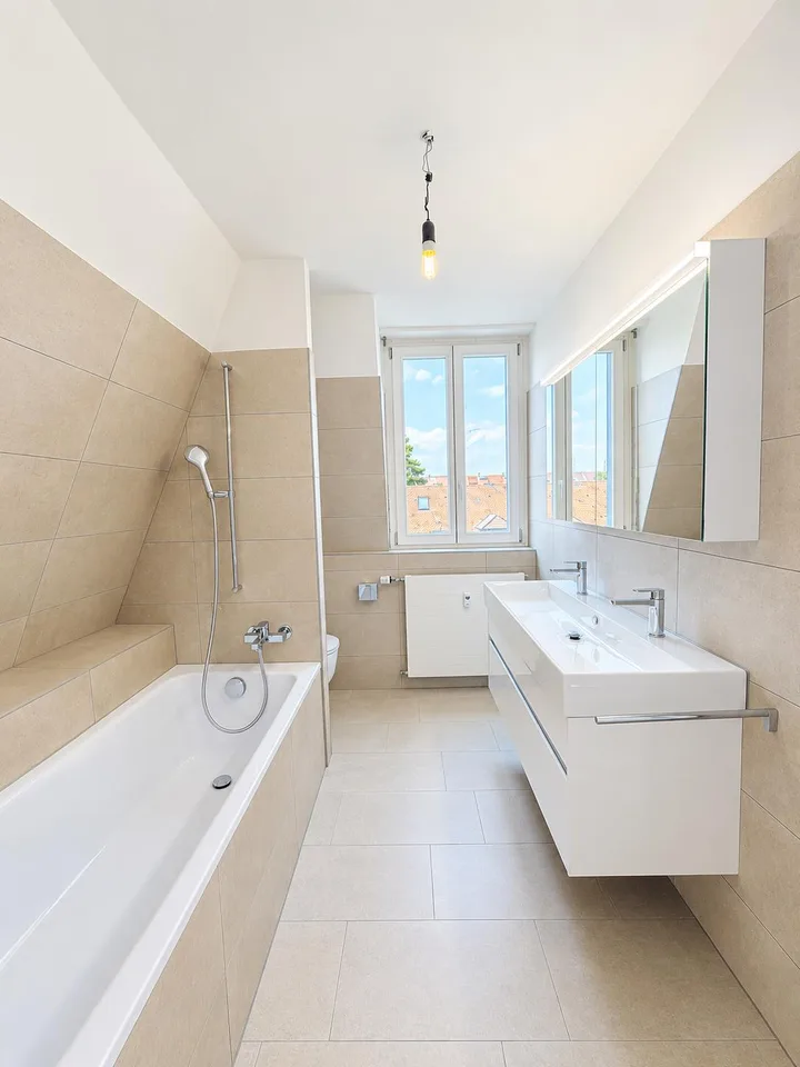 Wohnen auf 2 Ebenen – frisch renovierte 5.5-Zimmer-Maisonettewohnung – Foto 5 von 12