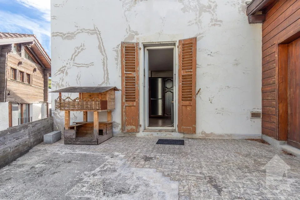 Résidence de caractère de 3 appartements avec situation idéale – photo 14 sur 28