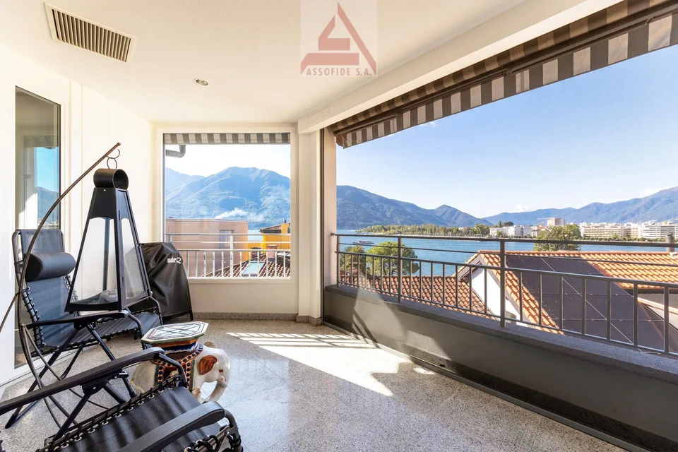 Prestigioses 5.5-Zimmer-Attika / Prestigioso attico di 5.5 loc – Foto 5 von 10