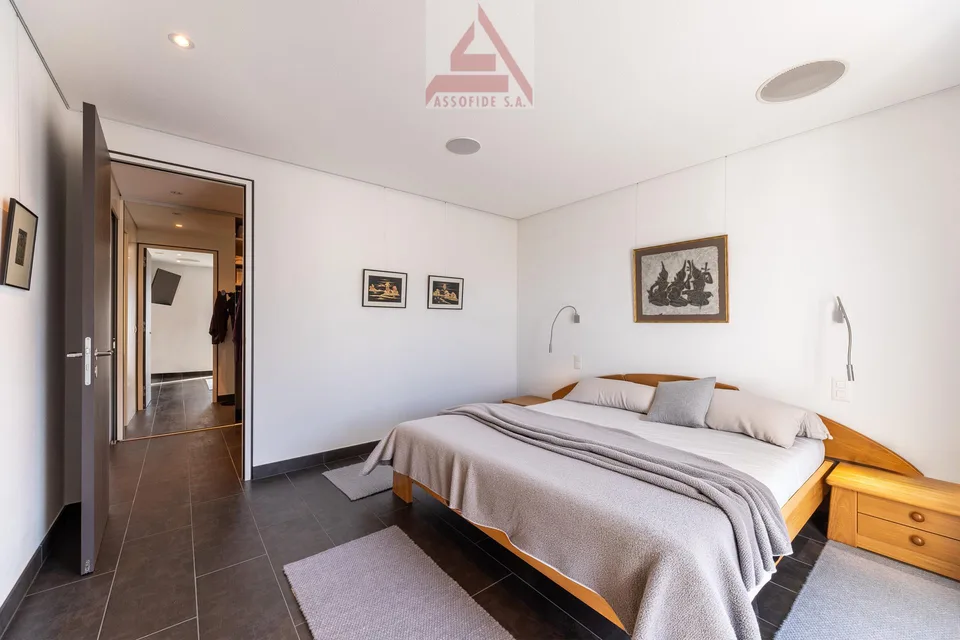 Prestigioses 5.5-Zimmer-Attika / Prestigioso attico di 5.5 loc – Foto 6 von 10