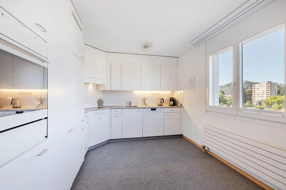 Lichtdurchflutete 3.5-Zimmer-Wohnung mit Balkon – photo 7 sur 13