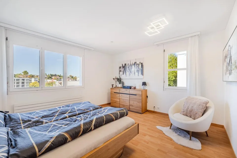 Lichtdurchflutete 3.5-Zimmer-Wohnung mit Balkon – photo 9 sur 13