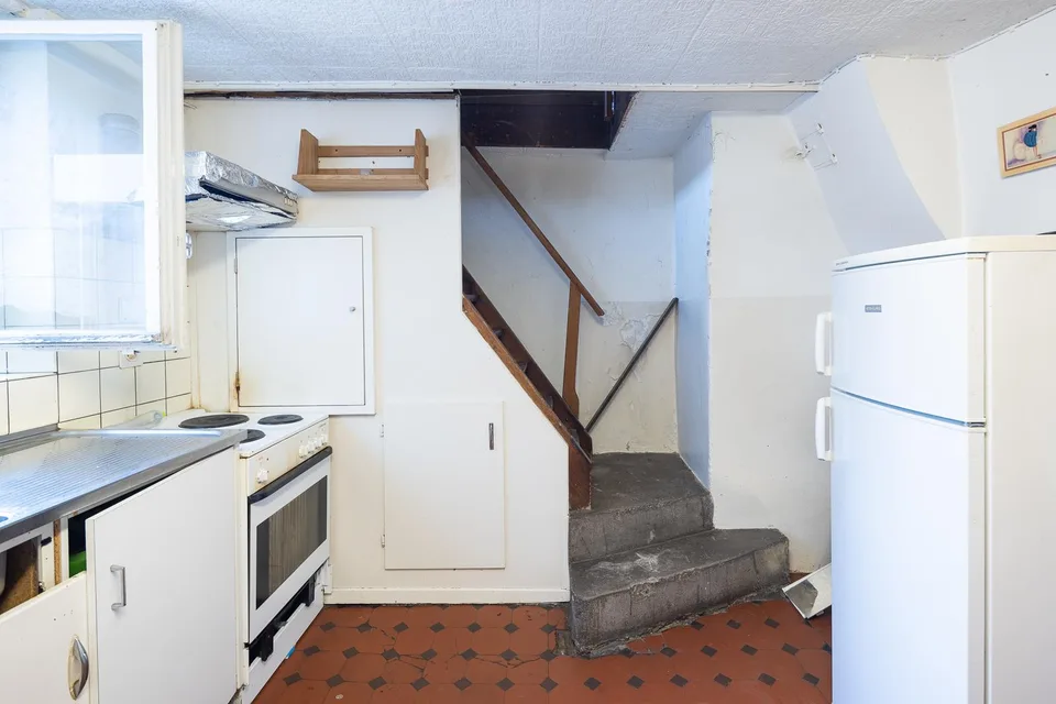 Historische Anlageimmobilie mit starkem Entwicklungspotenzial – foto 12 di 16