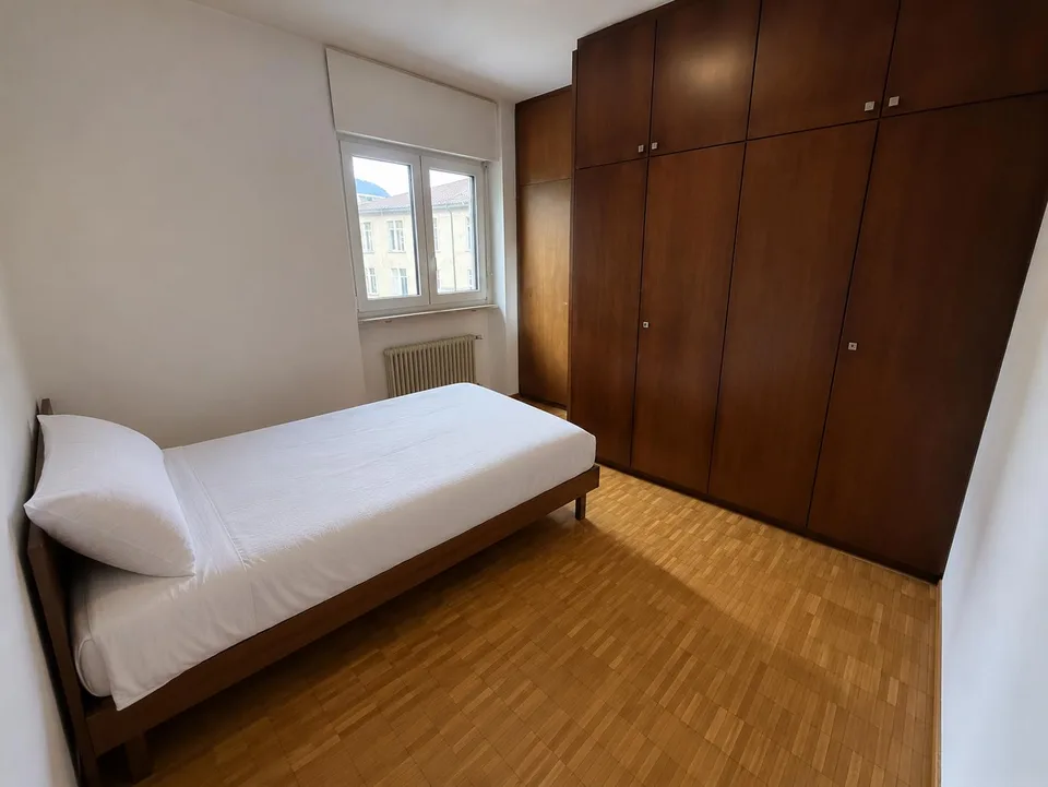 Accogliente 2.5 locali in zona comoda – Foto 3 von 6