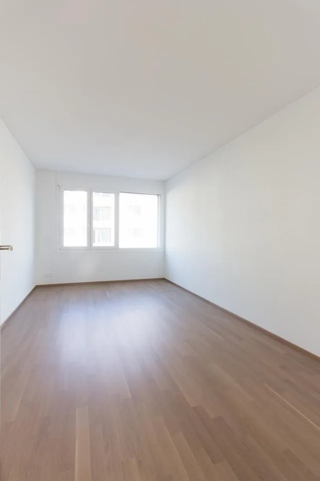 Moderne und sehr grosszügige 3½-Zimmerwohnung an ruhiger Lage – photo 3 sur 11