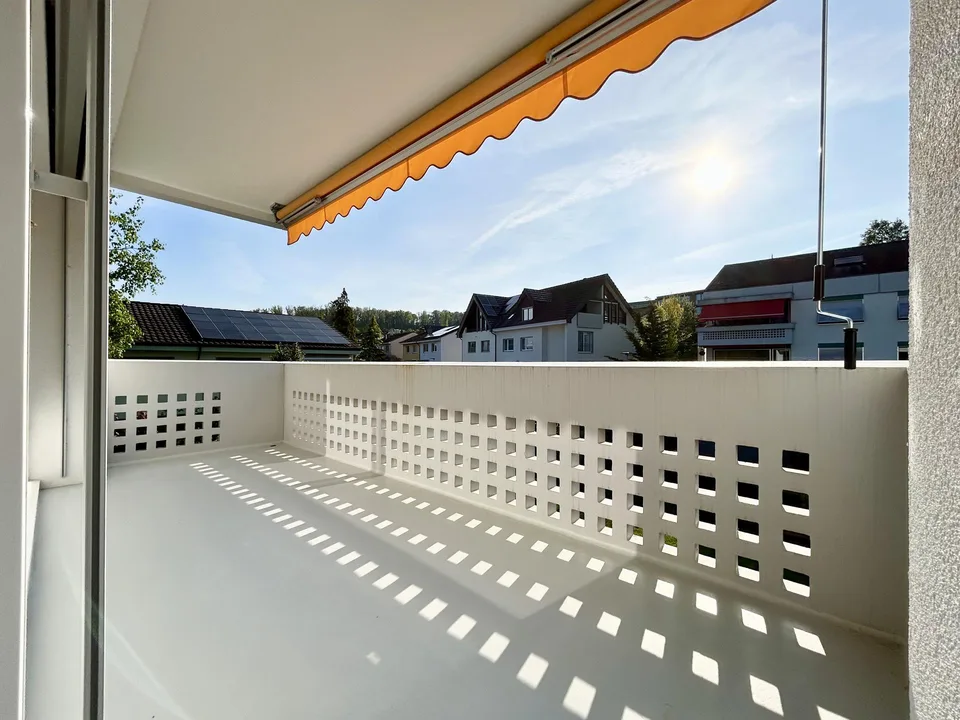Frisch sanierte 4.5-Zimmerwohnung 104m2 zu vermieten – Foto 7 von 8