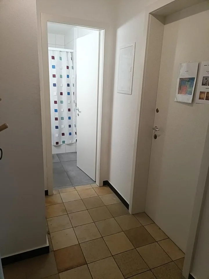 Heller Hobbyraum mit Balkon im 5. OG - keine Wohngelegenheit – Foto 5 von 5