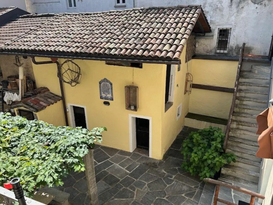 CASA TICINESE DI CHARME NEL CUORE DI PURA - 9 LOCALI, GROTTO E CORT... – photo 30 sur 30