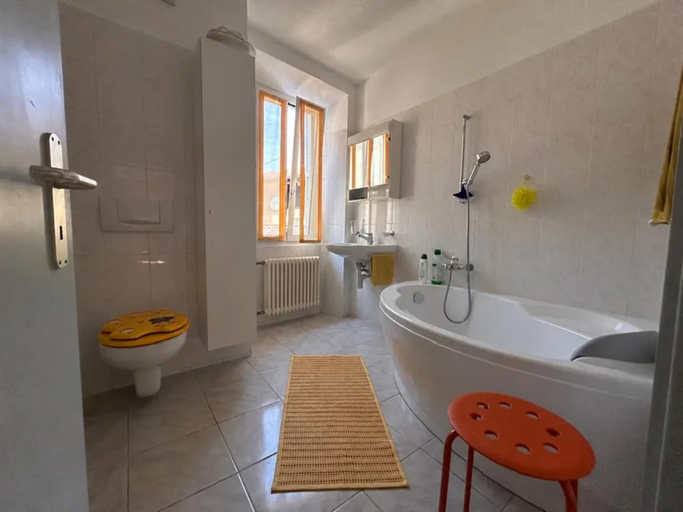 CASA TICINESE DI CHARME NEL CUORE DI PURA - 9 LOCALI, GROTTO E CORT... – photo 13 sur 30