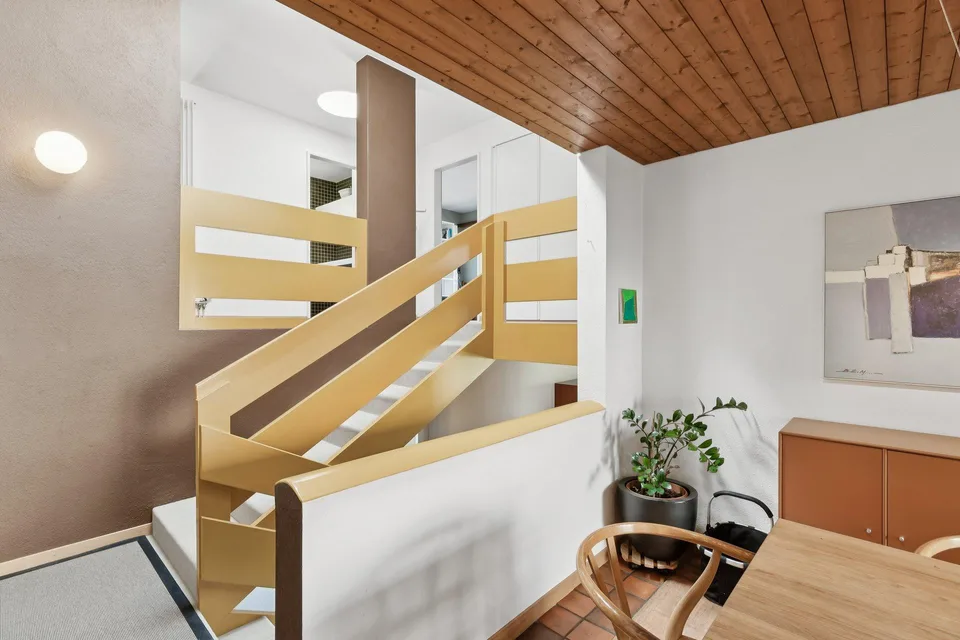 Joyau architectural : maison unifamiliale avec vue sur les vignobles – photo 3 sur 16