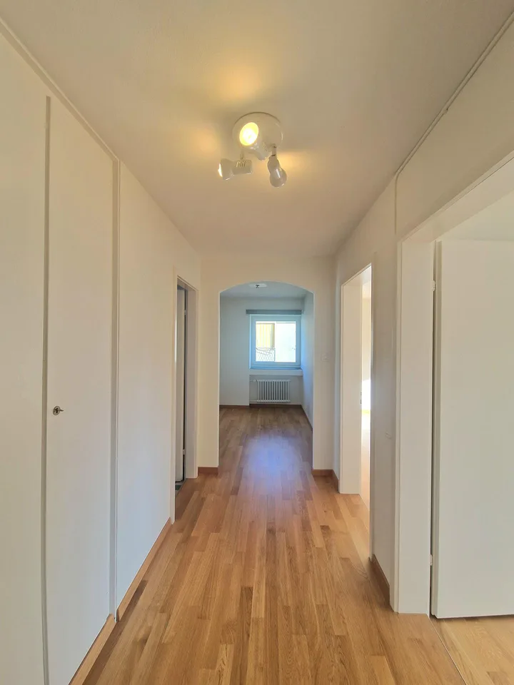 Helle 3.5 Zimmerwohnung an naturnaher Lage – photo 7 sur 9