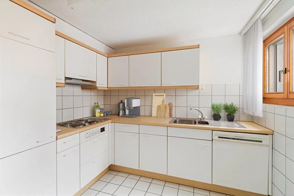 4 Zimmerwohnung an familienfreundlicher, ruhiger Lage zu vermieten – photo 4 sur 14