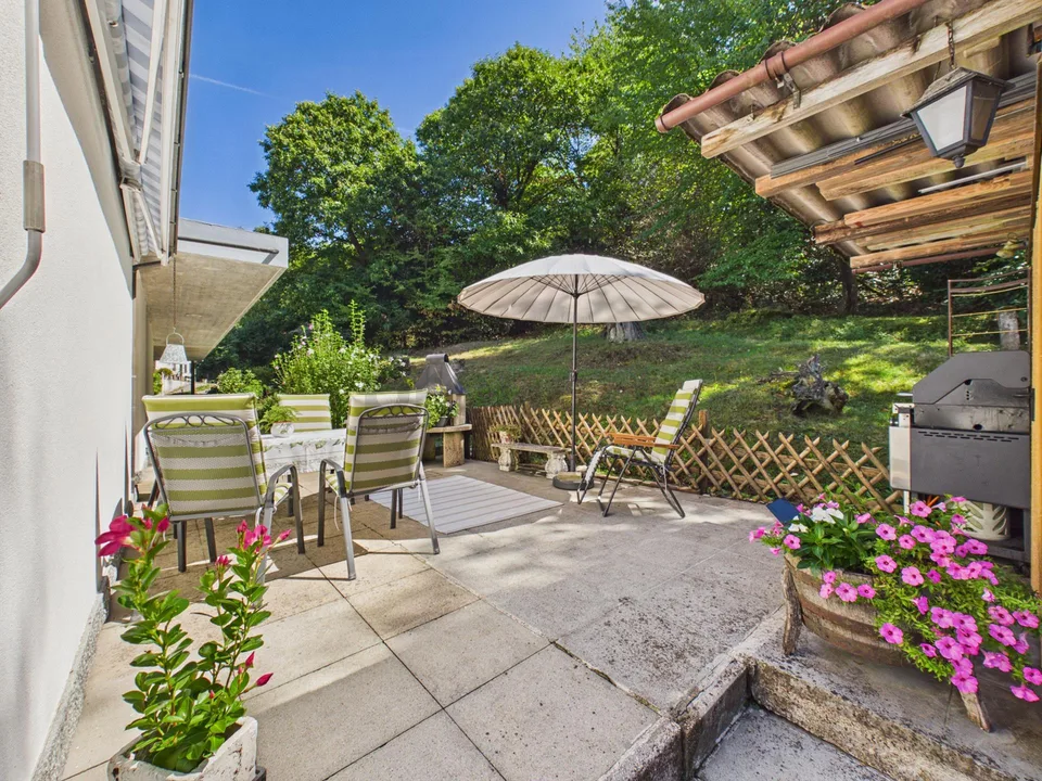 An exclusive oasis with pool and panoramic view – photo 11 of 28