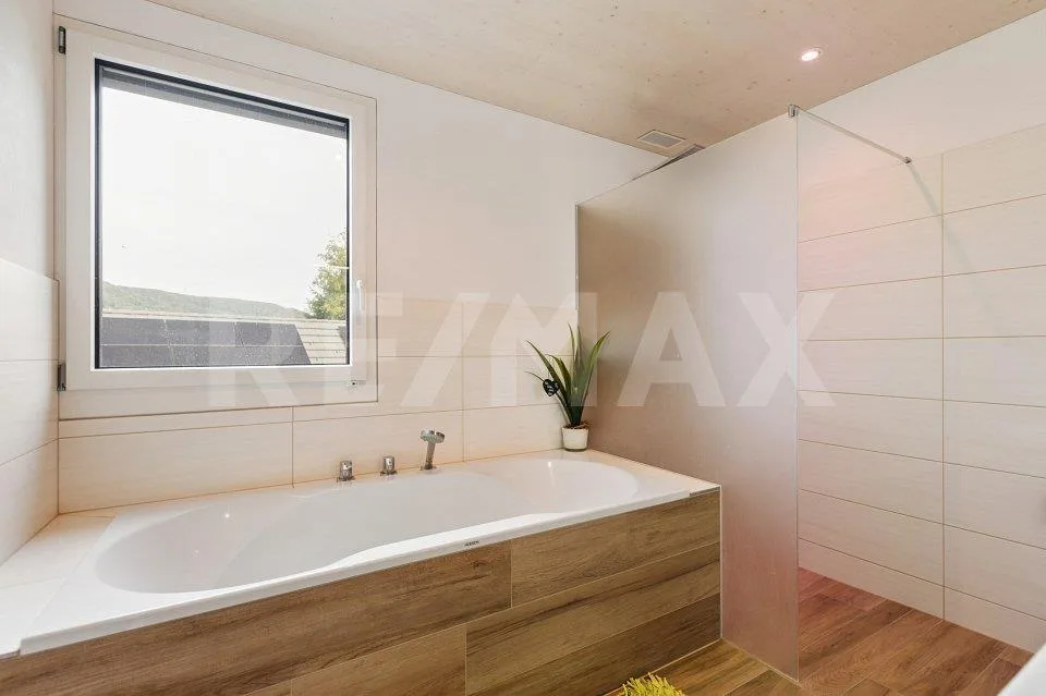 Esclusiva casa a schiera di 5,5 locali con vista fantastica – foto 7 di 13