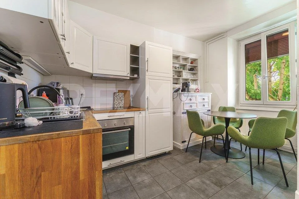 Immeuble de rendement : 2 surfaces commerciales et 4 appartements 3... – Foto 7 von 13