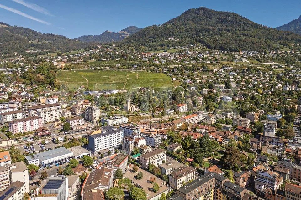 Immeuble de rendement : 2 surfaces commerciales et 4 appartements 3... – Foto 11 von 13
